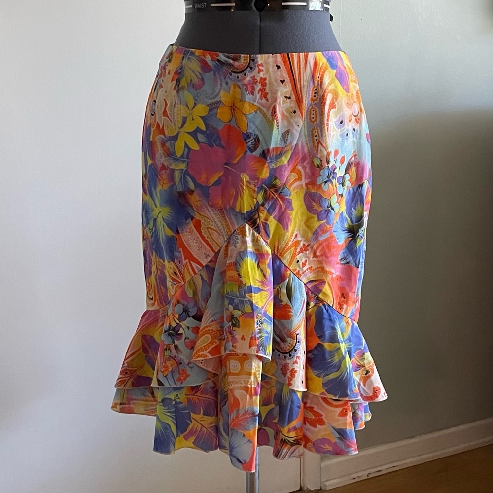 Leggiadro Vintage Silk Knee Length Skirt